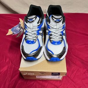 Brand new Asics Gel kayano 14 Size 5.5